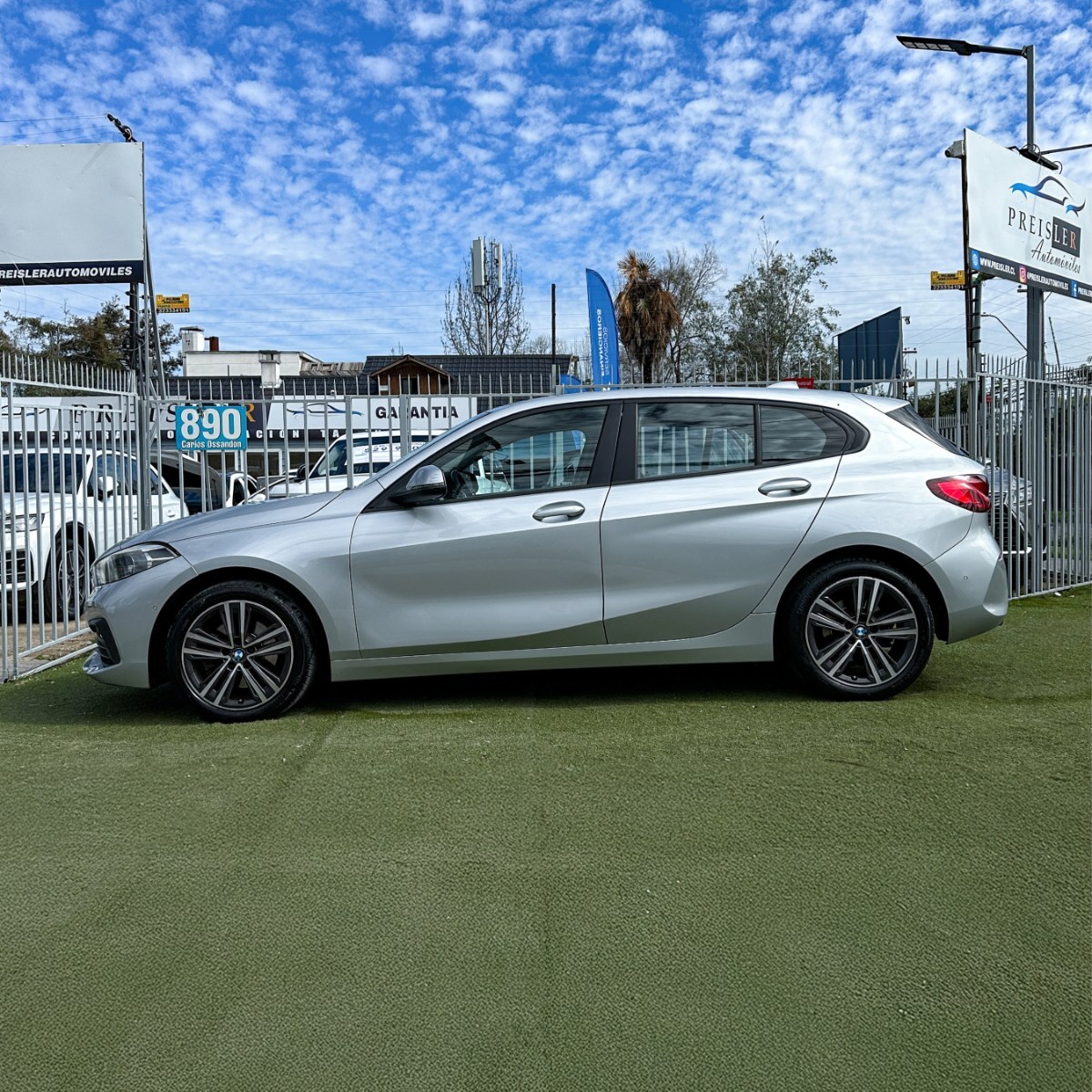 BMW 118 — foto 9 de 27