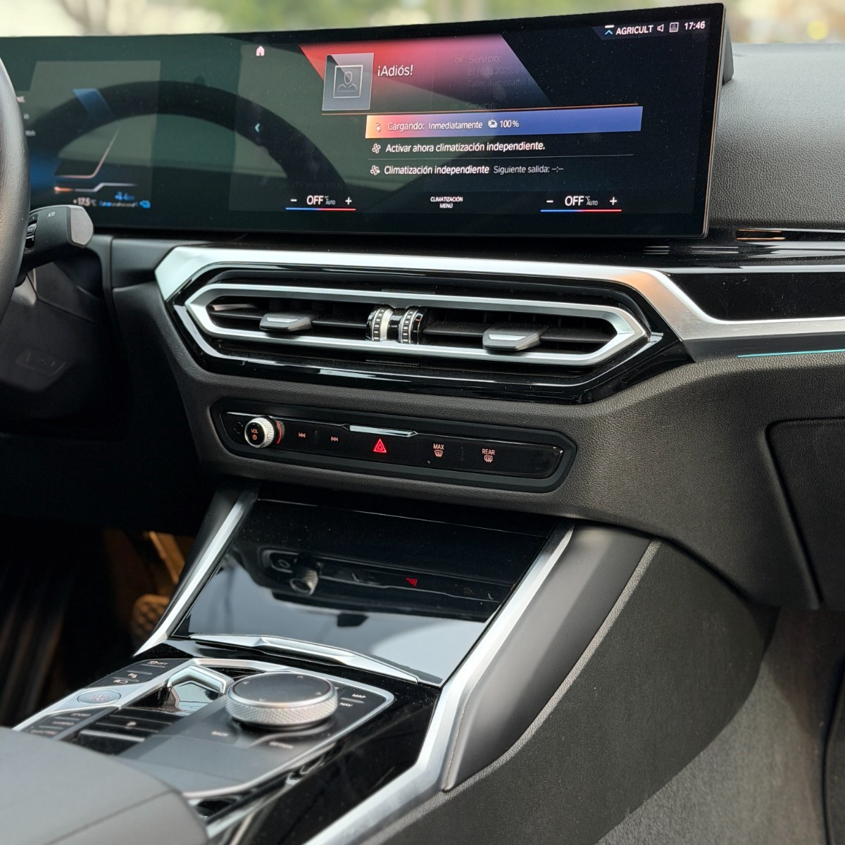 BMW 330 Hibrido Enchufable — foto 18 de 28