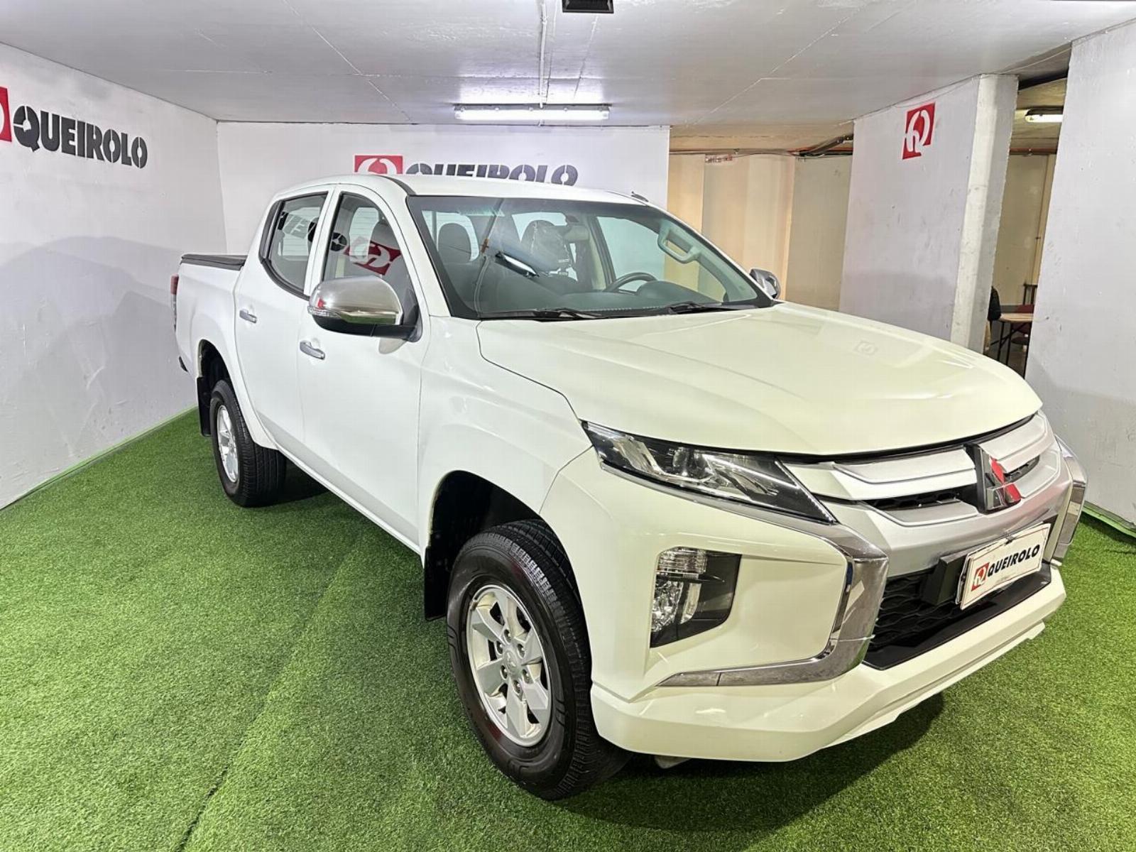 MITSUBISHI L200 KATANA 2.4 MT 4X4 DSL 2022 EXCELENTES CONDICIONES, UNICO DUEÑO - FULL MOTOR