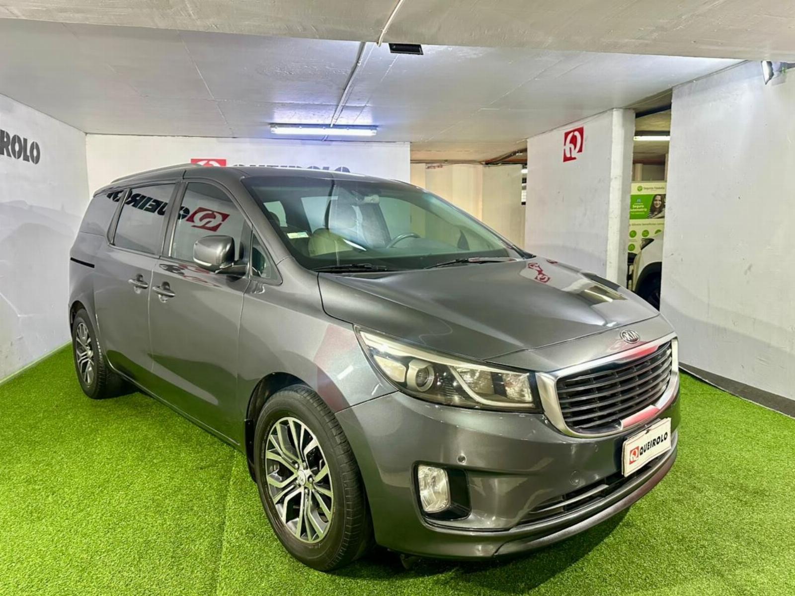KIA GRAND CARNIVAL EX 2.2 AUT  2018 BUENAS CONDICIONES - FULL MOTOR