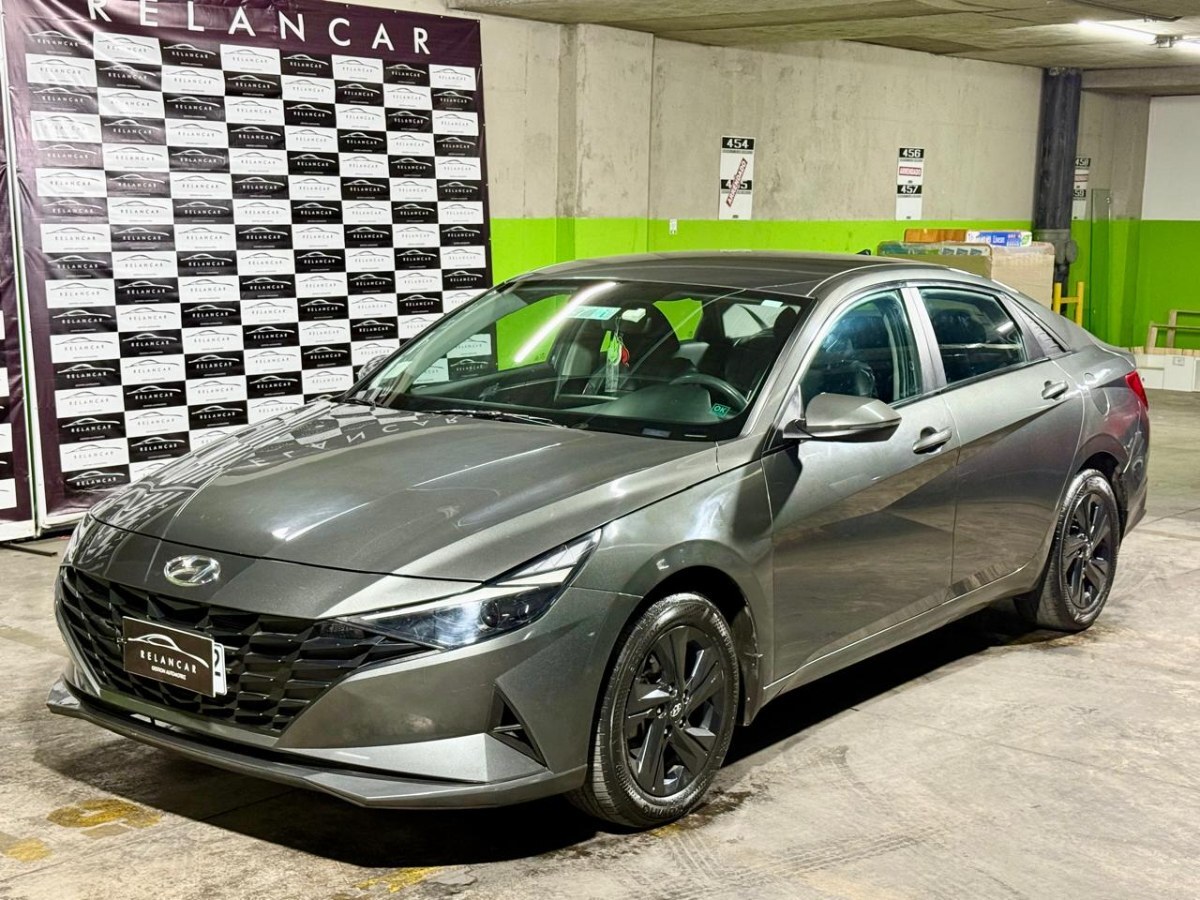 HYUNDAI ELANTRA CN7 1.6 MT PLUS 2022 Unico Dueño - Excelente estado - FULL MOTOR