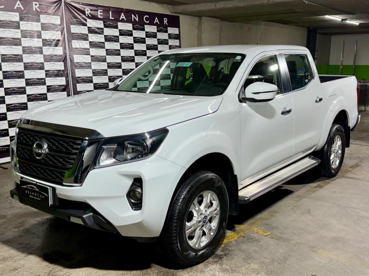 NISSAN NAVARA XE MT 4X4 2025 Poco uso, excelente estado - FULL MOTOR
