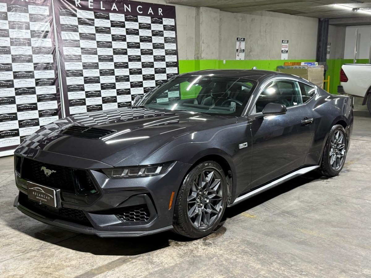 FORD MUSTANG GT PEMIUM 5.0 2024 Unico Dueño - Excelente estado - FULL MOTOR