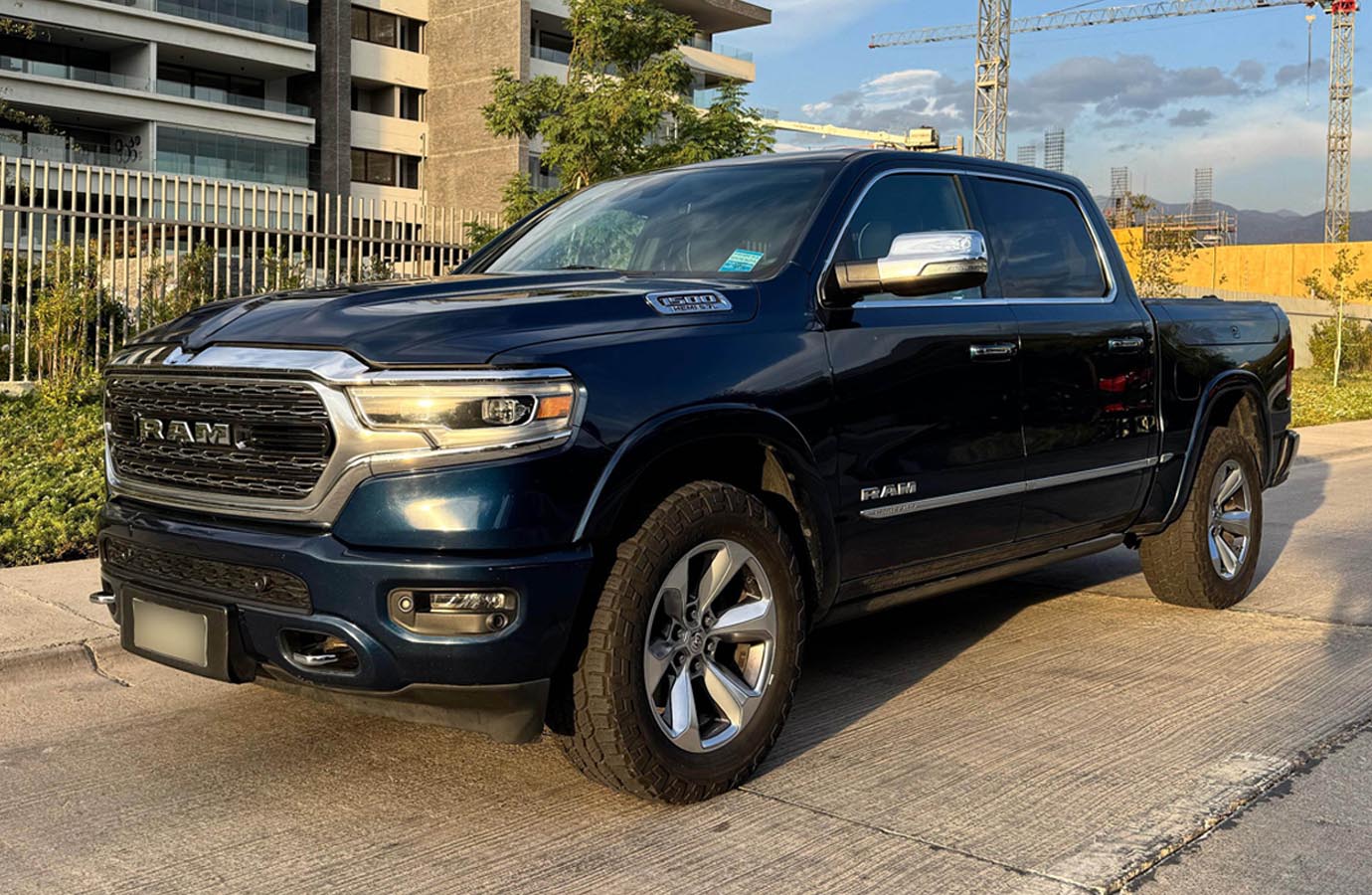 RAM 1500 Limited 5.7 4x4 2021 - FULL MOTOR