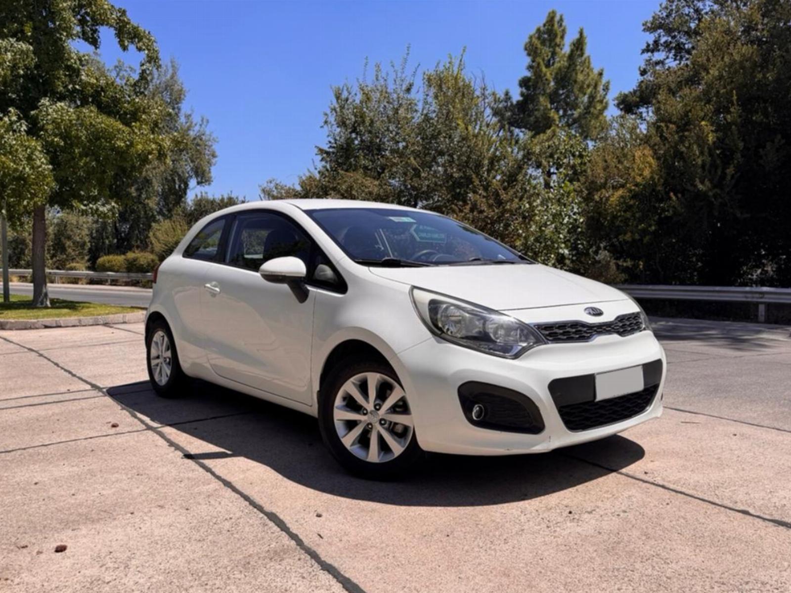 KIA RÍO 3 2014 Unica dueña - Caja 6ta - 2 llaves - FULL MOTOR