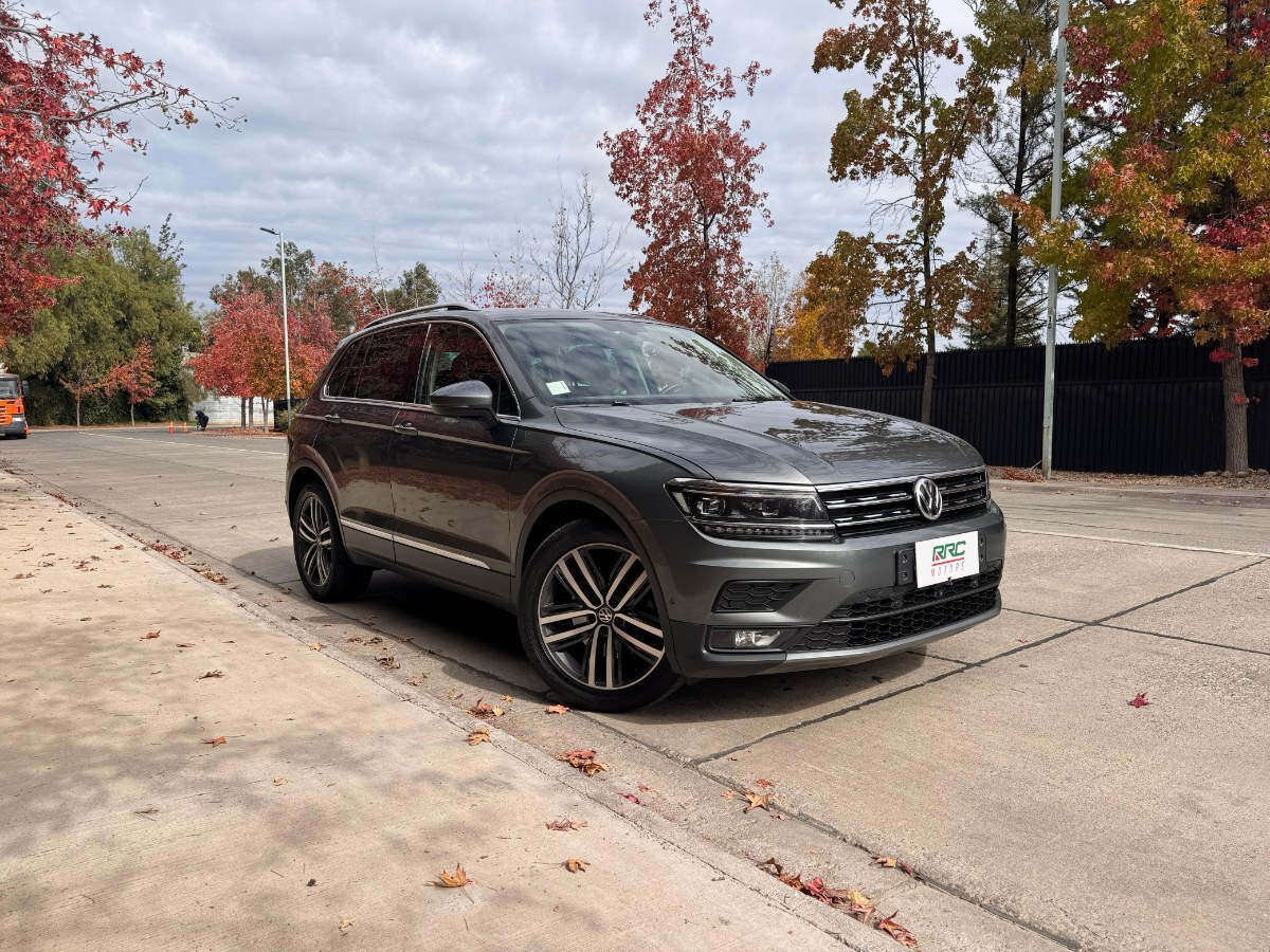 VOLKSWAGEN TIGUAN Sport 2.0 T 2019 Automatico - Único dueño - FULL MOTOR