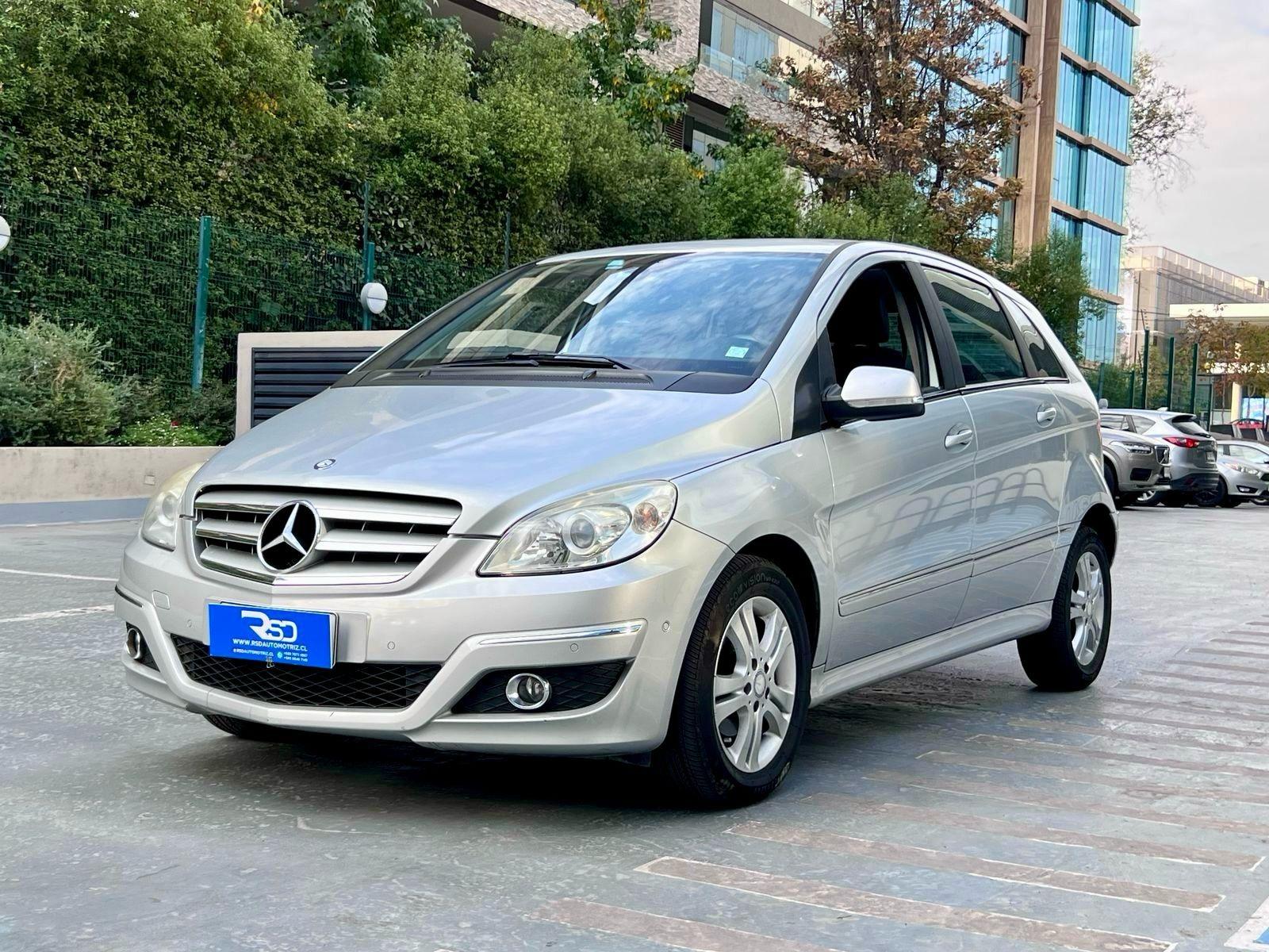 MERCEDES-BENZ B180 AT 2011 MANTENIMIENTO AL DÍA - RSD