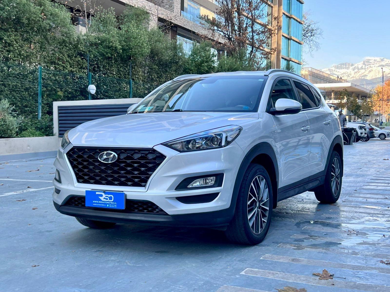 HYUNDAI TUCSON TL 2.0 AT 2019 MANTENIMIENTO AL DÍA  - RSD