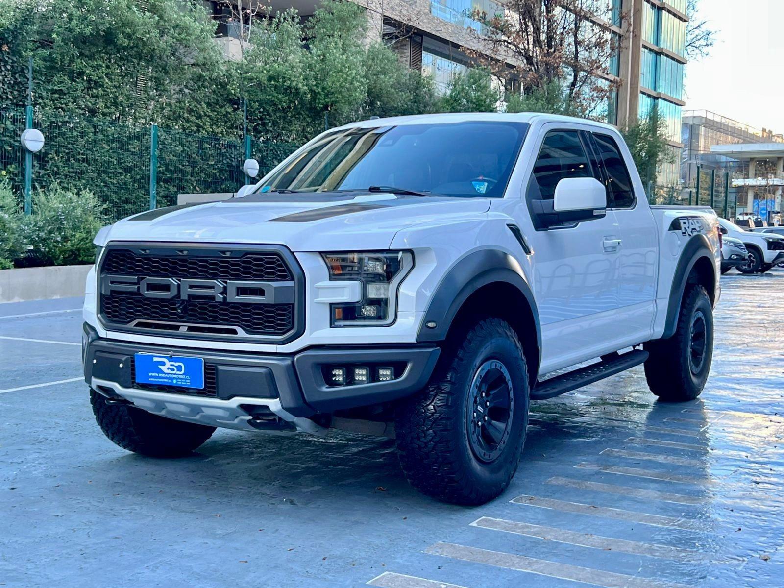 FORD F-150 RAPTOR 4X4 3.5 2019 UN DUEÑO MANTENIMIENTO AL DÍA - FULL MOTOR