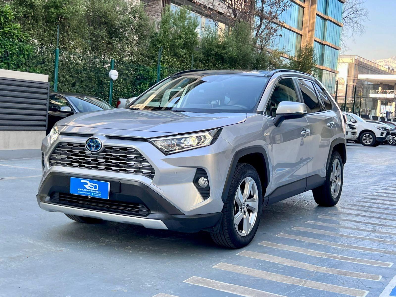 TOYOTA RAV 4 HÍBRIDO  2021 UN DUEÑO MANTENIMIENTO EN LA MARCA - RSD