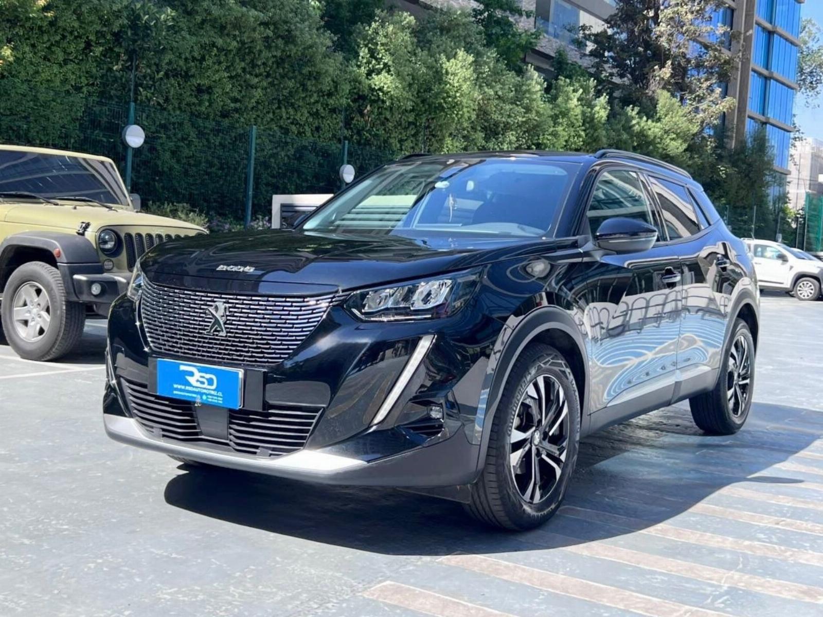 PEUGEOT 2008 1.2 MT 2022 MANTENIMIENTO EN LA MARCA - FULL MOTOR