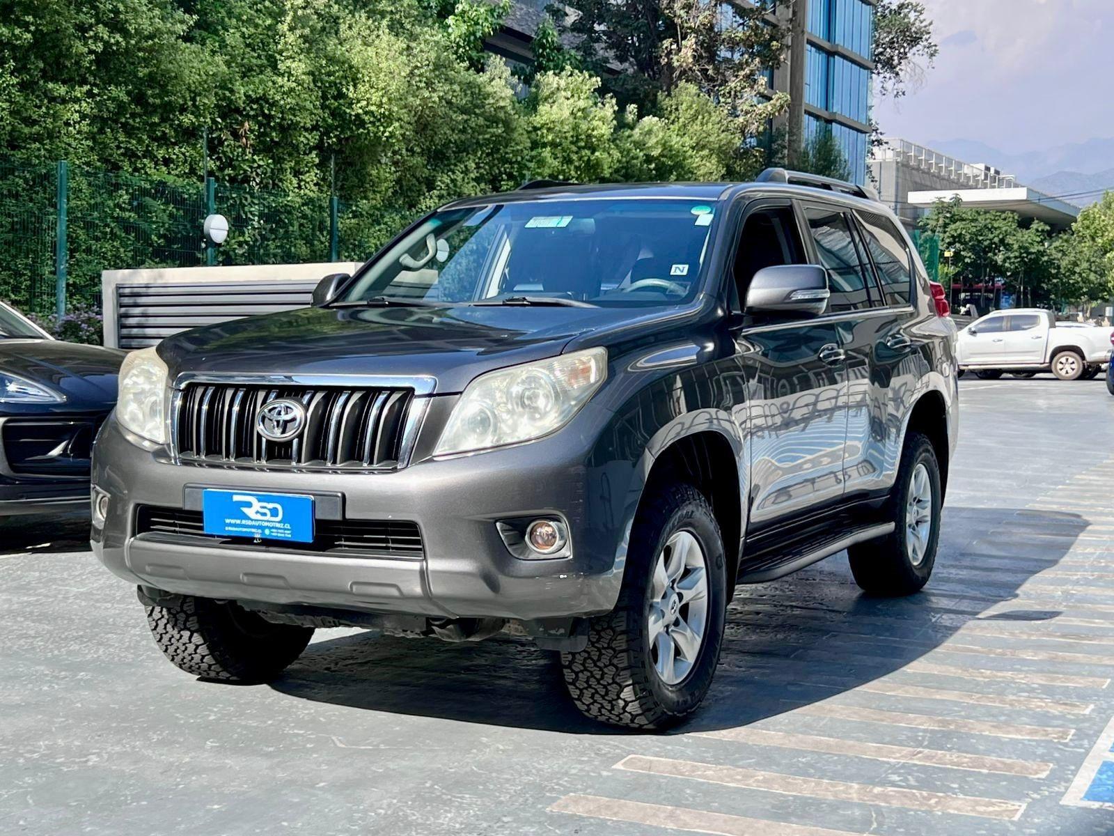 TOYOTA LAND CRUISER PRADO TX 4.0 2012 MANTENIMIENTO AL DÍA - FULL MOTOR