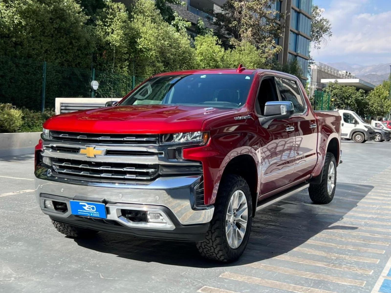 CHEVROLET SILVERADO LTZ 3.0 DIESEL 2022 MANTENIMIENTO EN LA MARCA UN DUEÑO - FULL MOTOR