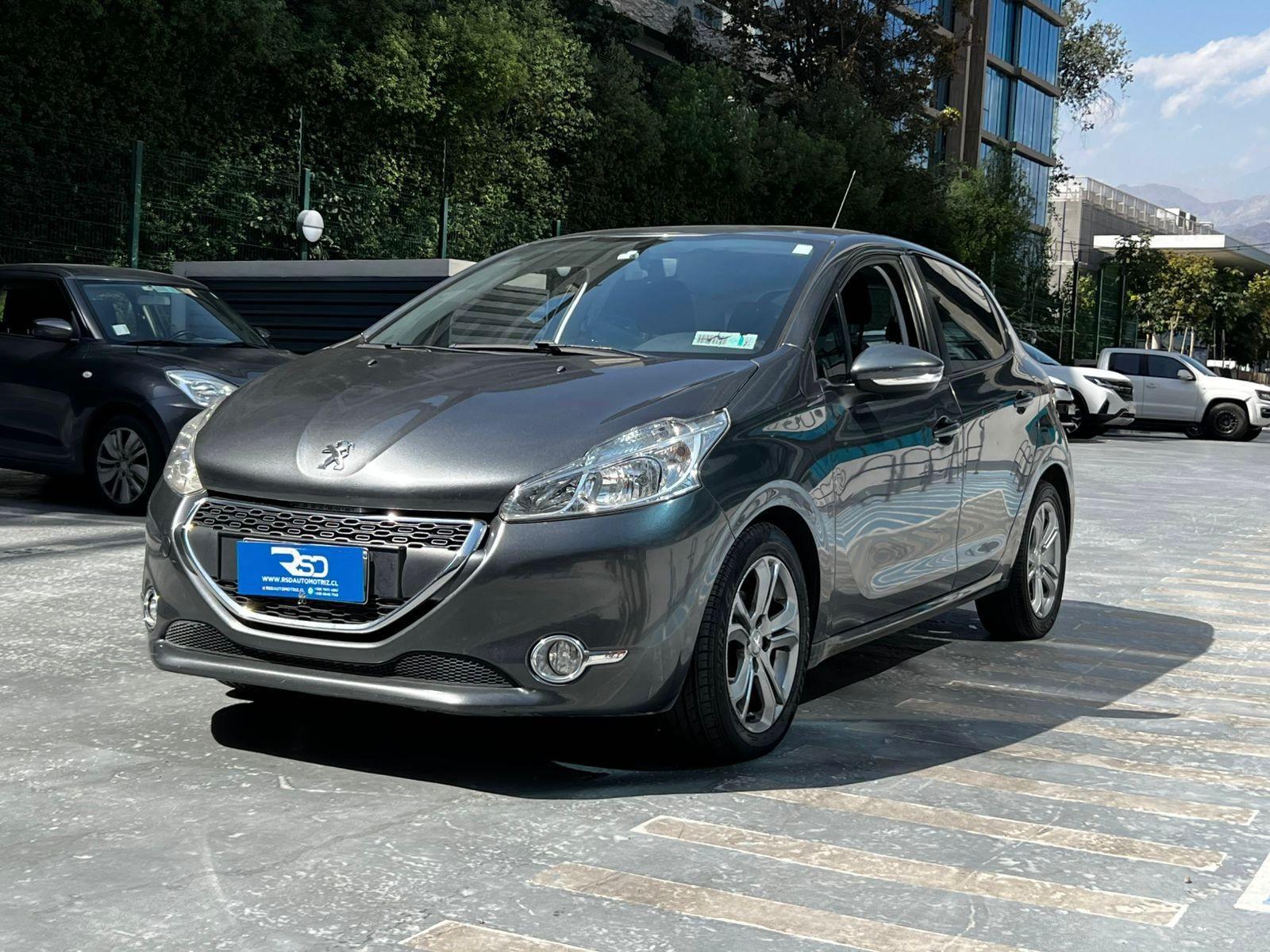 PEUGEOT 208 ACTIVE HDI 1.4 MT 2014 ÚNICO DUEÑO - RSD