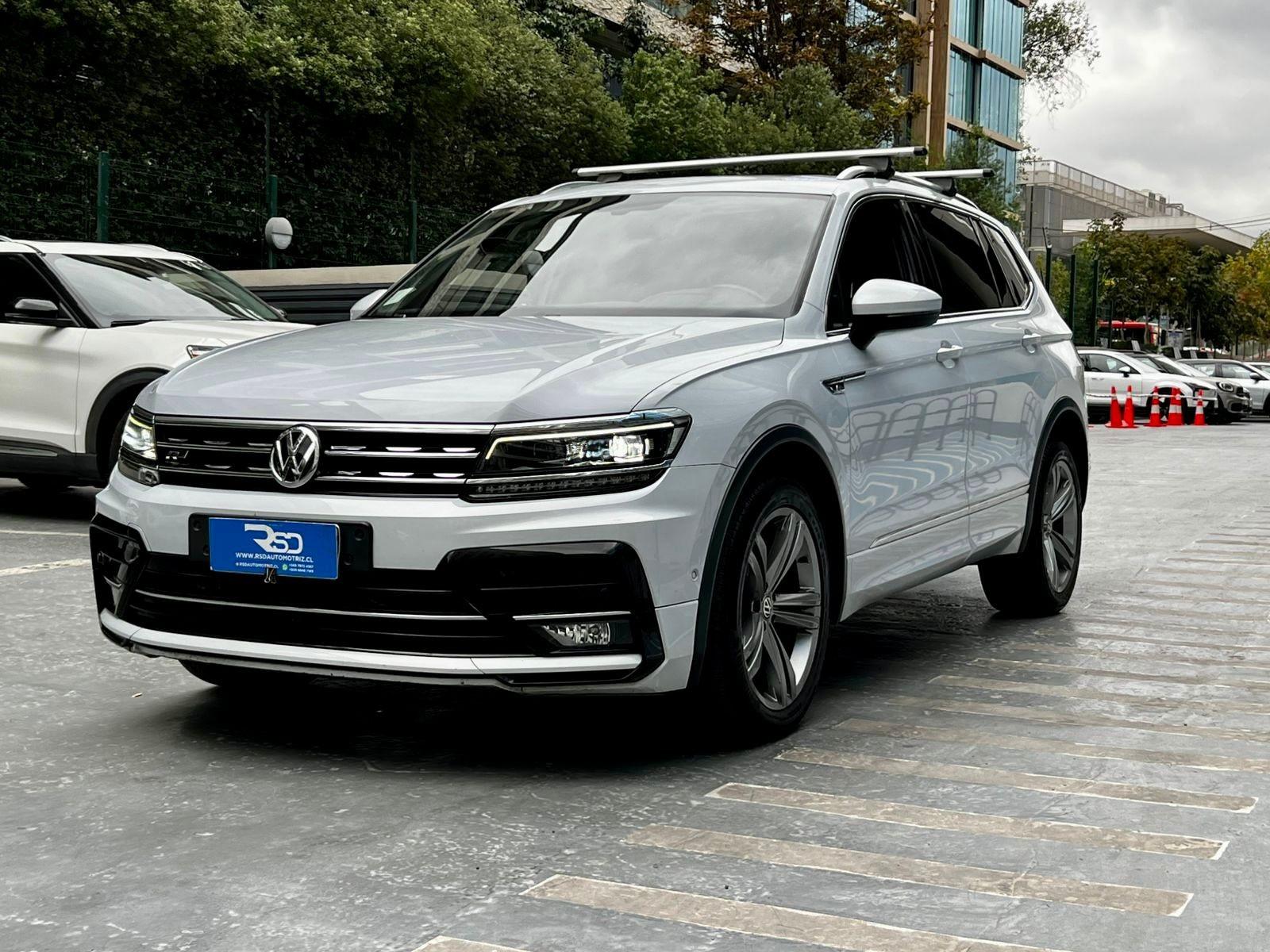 VOLKSWAGEN TIGUAN R LINE TSI 2.0 4MOTION 2019 MANTENIMIENTO EN LA MARCA UN DUEÑO - FULL MOTOR