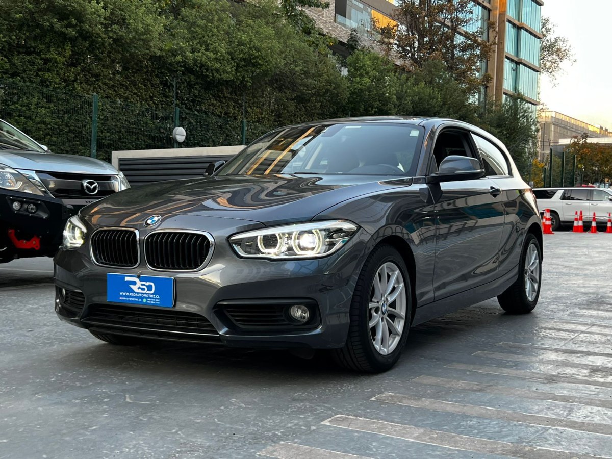 BMW 120 LCI 1.6 MT 2016 MANTENIMIENTO AL DIA - FULL MOTOR