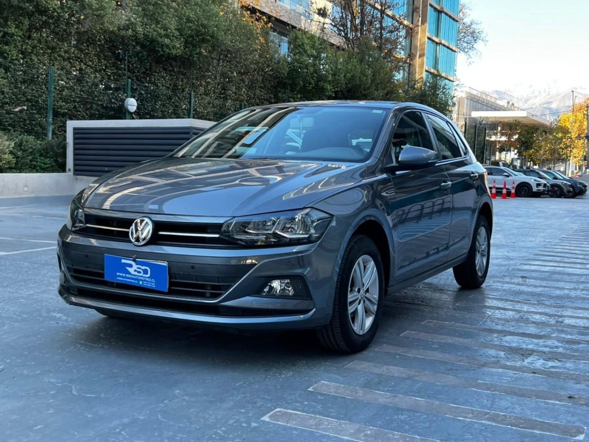 VOLKSWAGEN POLO COMFORTLINE 1.6 MT 2021 MANTENIMIENTO AL DIA - FULL MOTOR