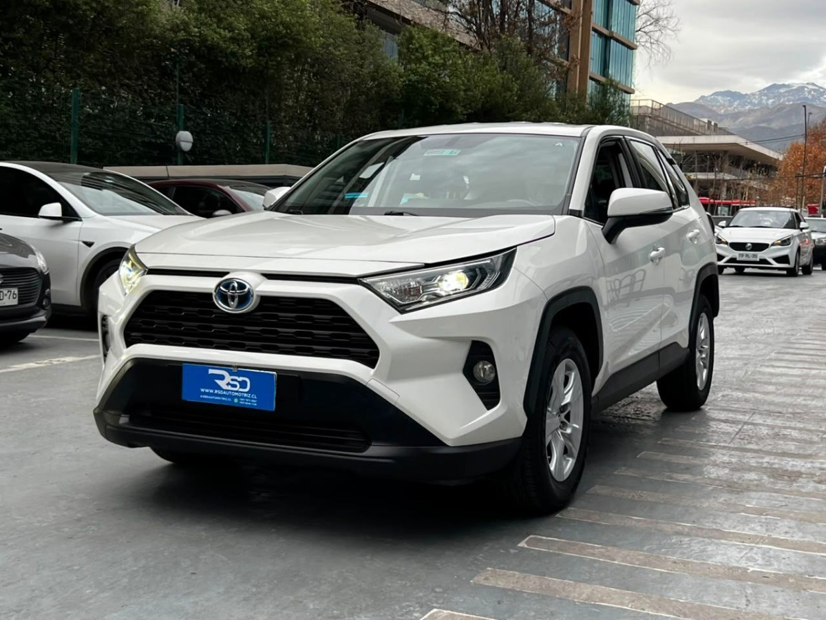 TOYOTA RAV 4 XSE CVT 2.5 HÍBRIDO 2019 MANTENIMIENTO AL DIA - FULL MOTOR