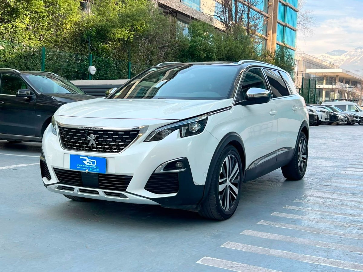 PEUGEOT 5008 GT BLUEHDI 2.0 AT 2018 MANTENIMIENTO EN LA MARCA UN DUEÑO - FULL MOTOR