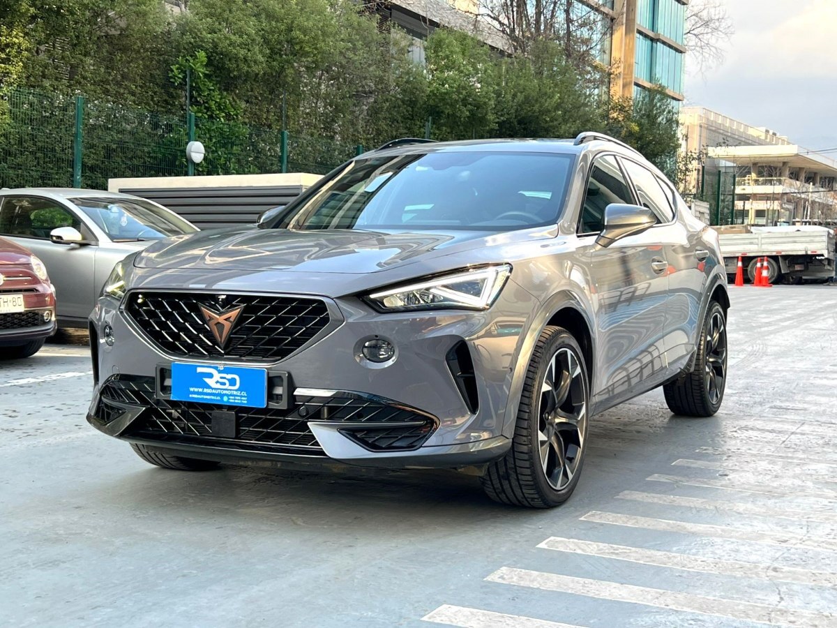 CUPRA FORMENTOR VZ 2.0 TSI AWD 2024 UN DUEÑO MANTENIMIENTO AL DIA - FULL MOTOR