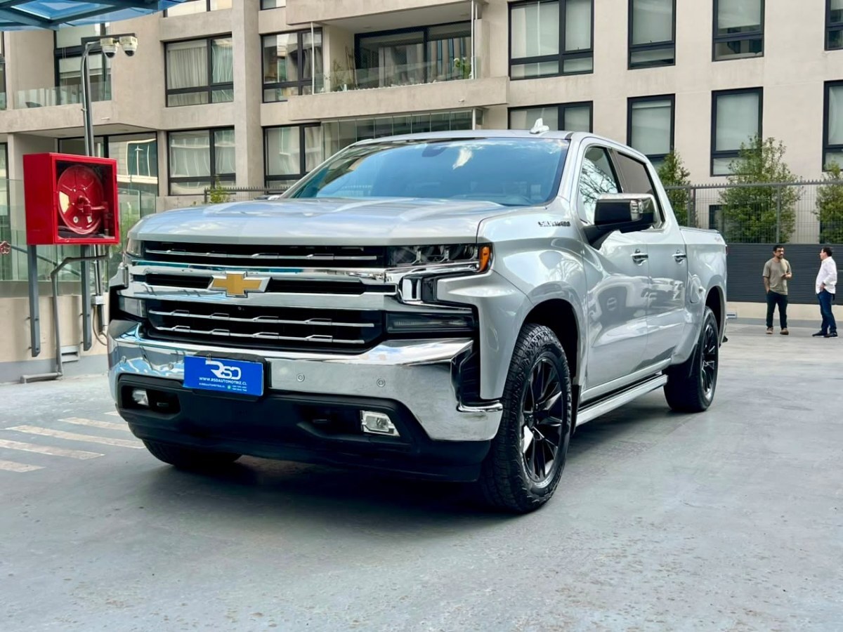 CHEVROLET SILVERADO LTZ 5.3 2020 MANTENIMIENTO AL DIA - FULL MOTOR