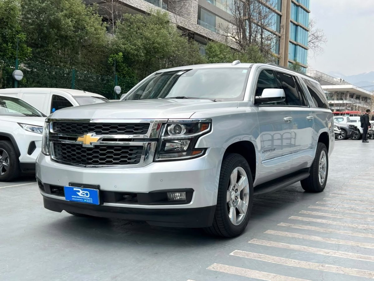 CHEVROLET SUBURBAN LT 4WD 5.3 2019 MANTENIMIENTO AL DIA - FULL MOTOR