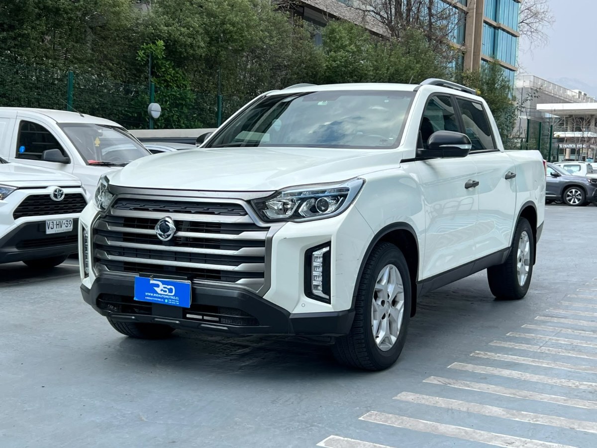 SSANGYONG MUSSO GRAND MUSSO GLX 4X4 2.2 AUT 2022 ÚNICO DUEÑO - FULL MOTOR