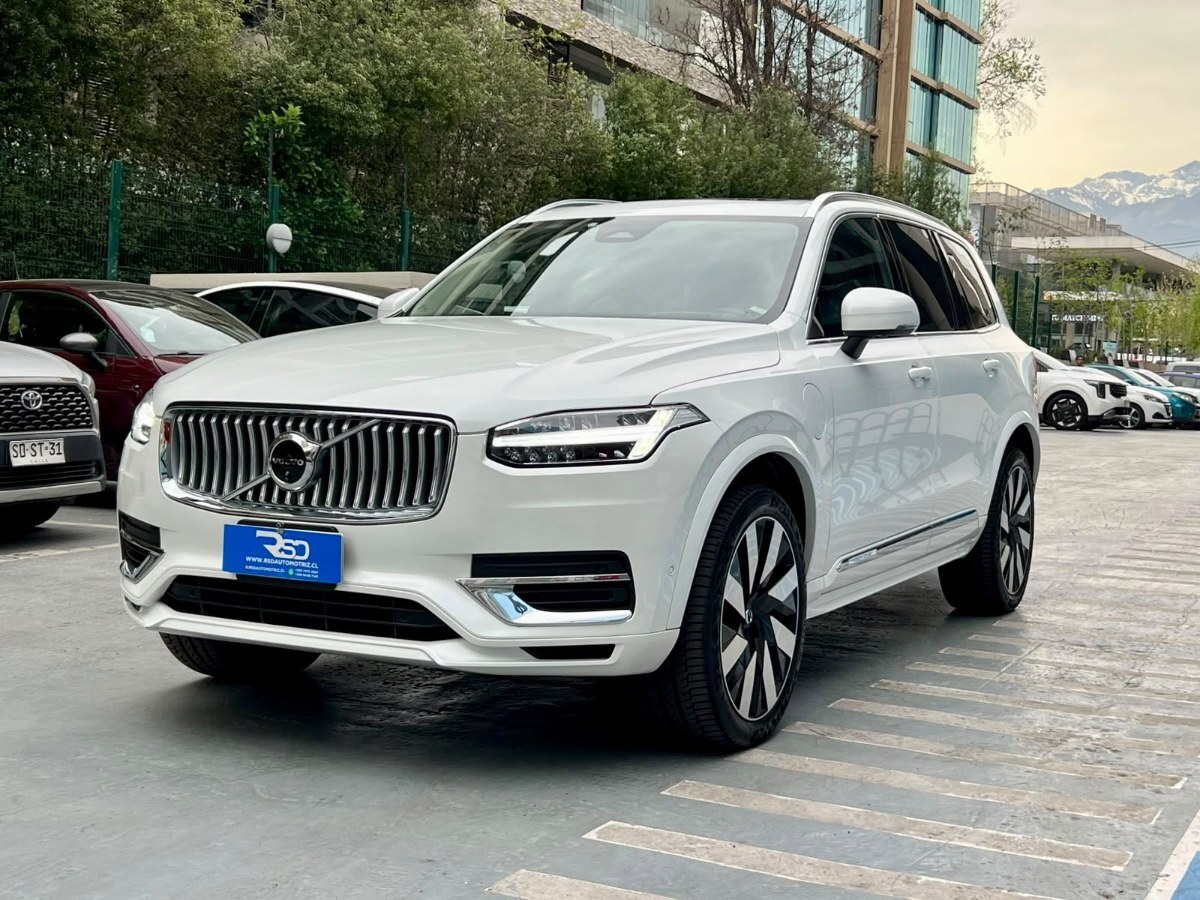VOLVO XC90 T8 RECHARGE AWD 2.0 2024 MANTENIMIENTO EN LA MARCA UN DUEÑO - FULL MOTOR