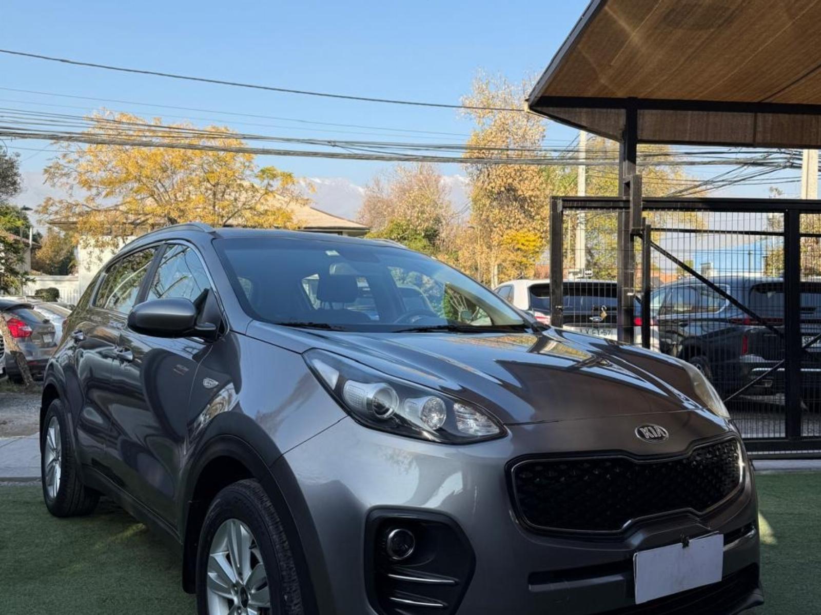 KIA SPORTAGE sportage lx 2018 EXCELENTE ESTADO, unico dueno,  - SANTIAGO MOTORS