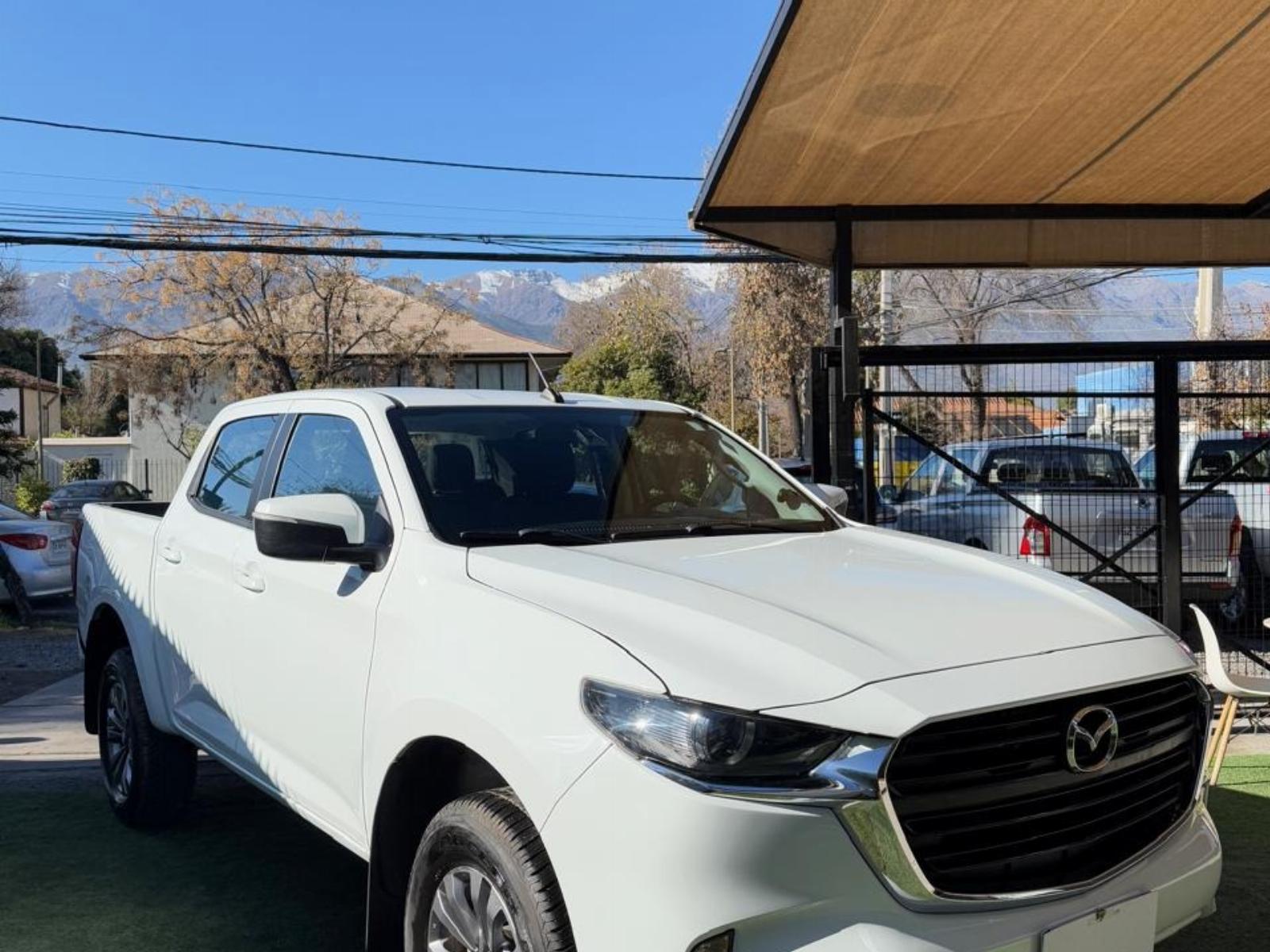 MAZDA BT-50 2022 Mazda Bt-50 3.0 DSL 4WD 2022 unico dueno, casi nueva. facturable - FULL MOTOR