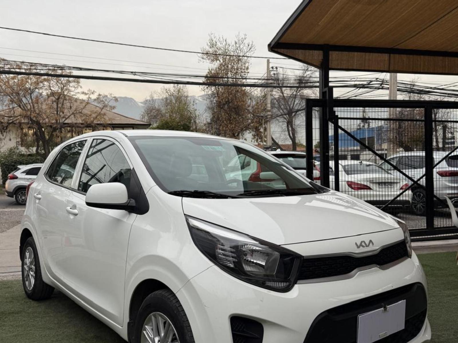 KIA MORNING ex 2023 muy poco kilometraje, casi nueva - FULL MOTOR
