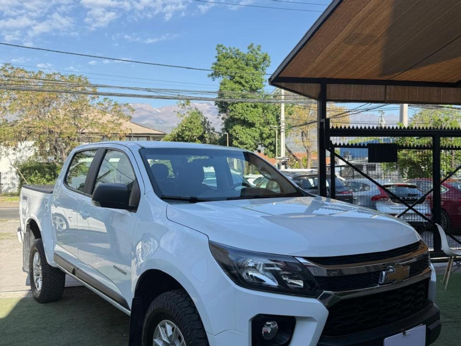 CHEVROLET COLORADO LT  2023 LT 4X4 UN DUEÑO FATURABLE  - 