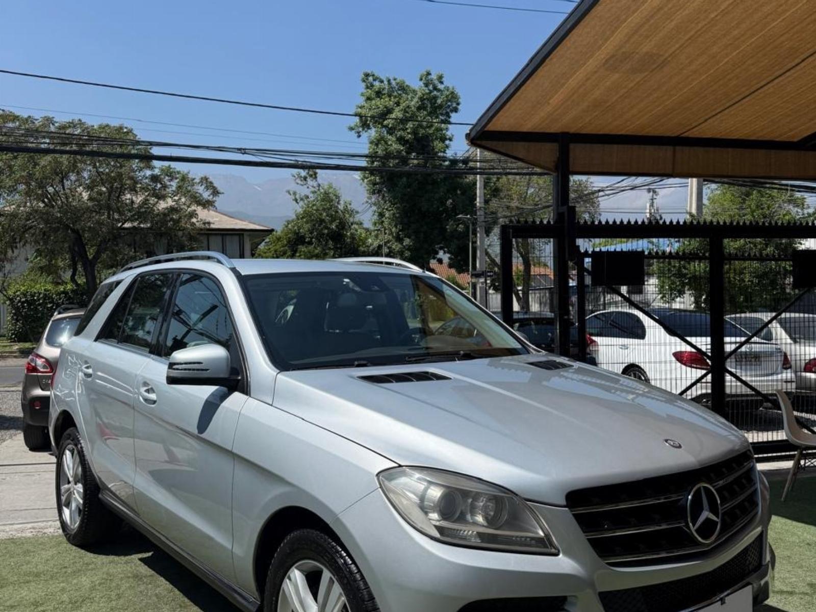 MERCEDES-BENZ ML 250 BLUE TEC 4MATIC 2013 AUTOMATICO MUY BIEN CUIDADO - FULL MOTOR