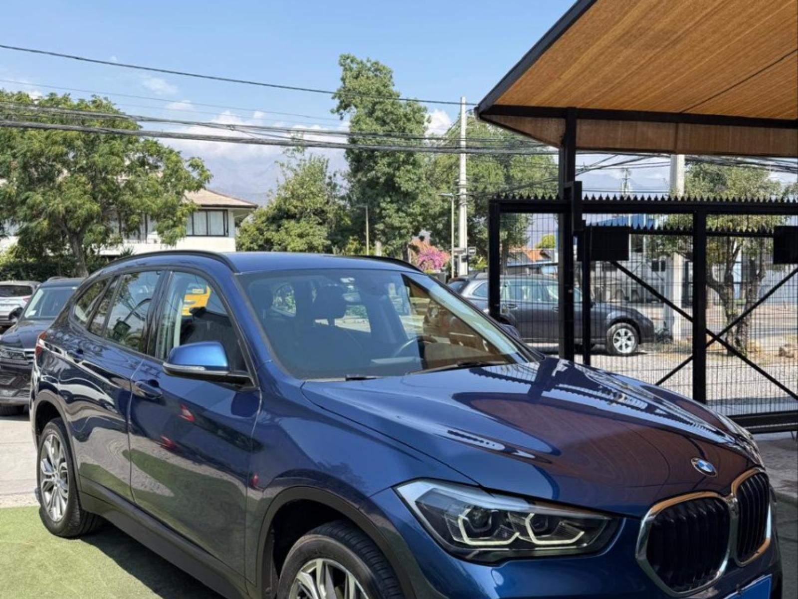 BMW X1 SDRIVE 18D 2.0 AT 2022 MANTENCIONES EN LA MARCA - FULL MOTOR