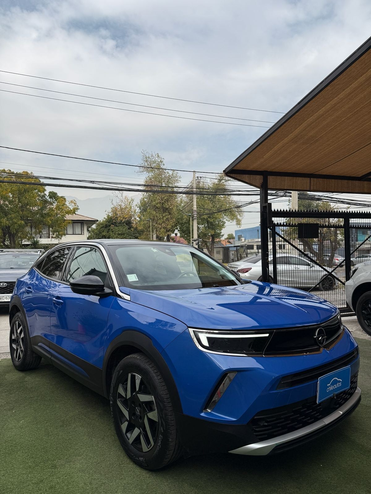 OPEL MOKKA ELEGANCE 1.2T 2023 UNA SOLA DUEÑA, MANTENCIONES EN LA MARCA  - SANTIAGO MOTORS