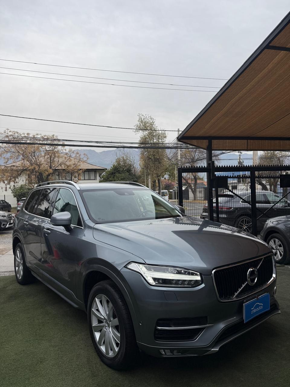 VOLVO XC90 T5 KINETIC 2.0 2018 3 CORRIDAS DE ASIENTOS, MANTENCIONES EN LA MARCA , - FULL MOTOR