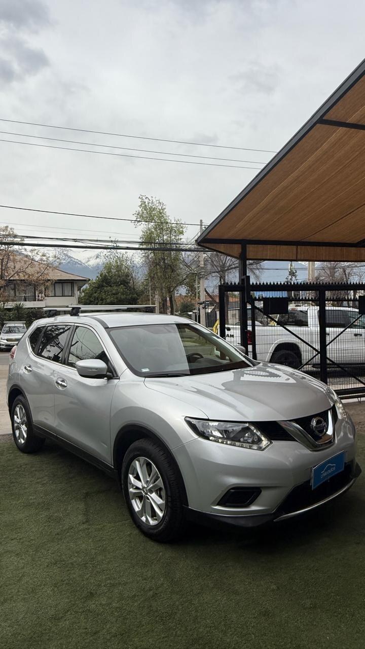 NISSAN X-TRAIL SENSE 2.5 4X2 AUT 3 CORRIDAS 2018 MANTENCIONES EN LA MARCA , 3 CORRIDAS DE ASIENTOS - FULL MOTOR