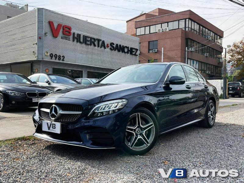 MERCEDES-BENZ C200 ÚNICO DUEÑO 2019 MANTENIMIENTO EN KAUFMANN - FULL MOTOR
