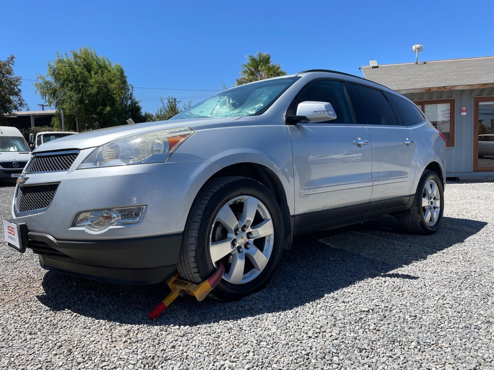 CHEVROLET TRAVERSE II LT AWD 3.6 2013 Chevrolet Traverse - SS AUTOMOVILES