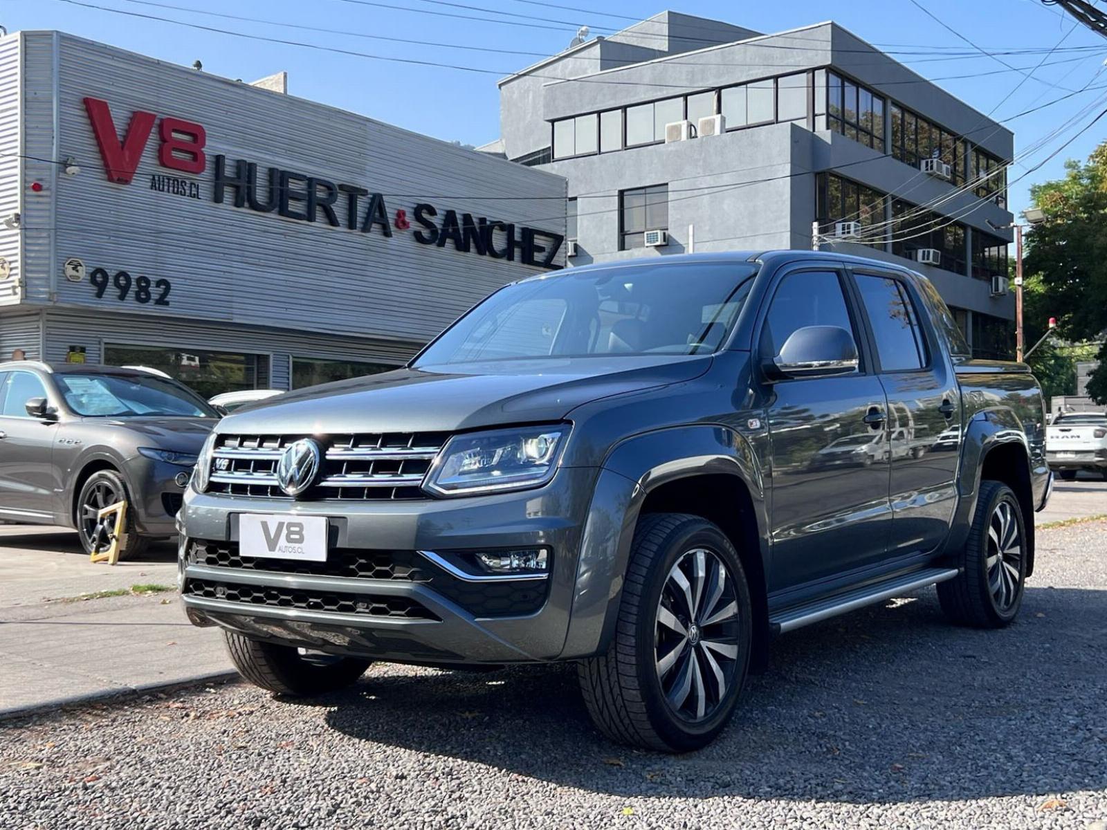 VOLKSWAGEN AMAROK V6 4MOTION 2023 CON IVA DESCTONTABLE - V8 AUTOS