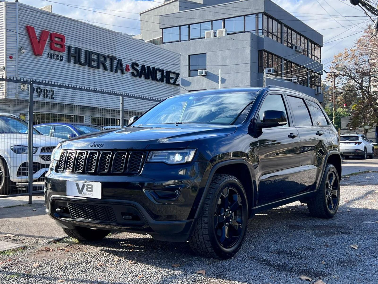 JEEP GRAND CHEROKEE 4x4 LAREDO 3.6 2019 MANTENIMIENTO EN LA MARCA - FULL MOTOR