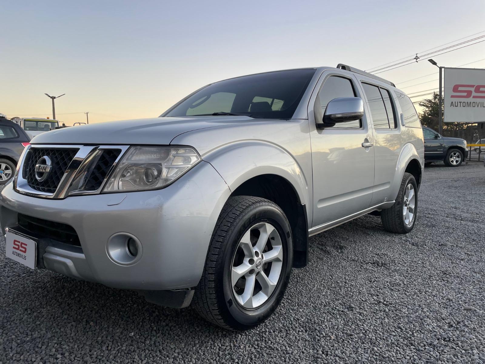 NISSAN PATHFINDER Pathfinder 4X4 AT Limited 2011 Nissan Pathfinder - FULL MOTOR
