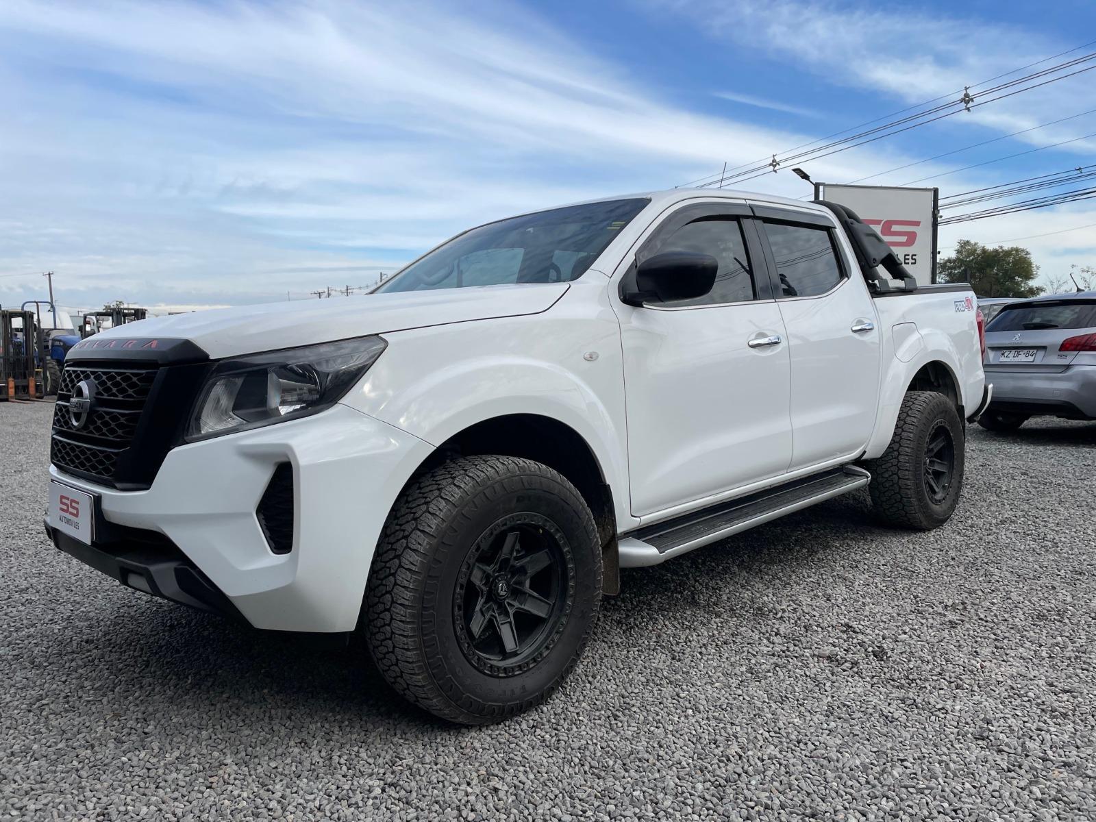 NISSAN NAVARA Navara SE 2.3D DC MT6 2022 Nissan Navara - FULL MOTOR