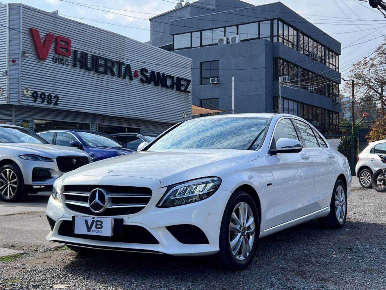 MERCEDES-BENZ C300 HÍBRIDO 2021 MANTENIMIENTO EN KAUFMANN - 