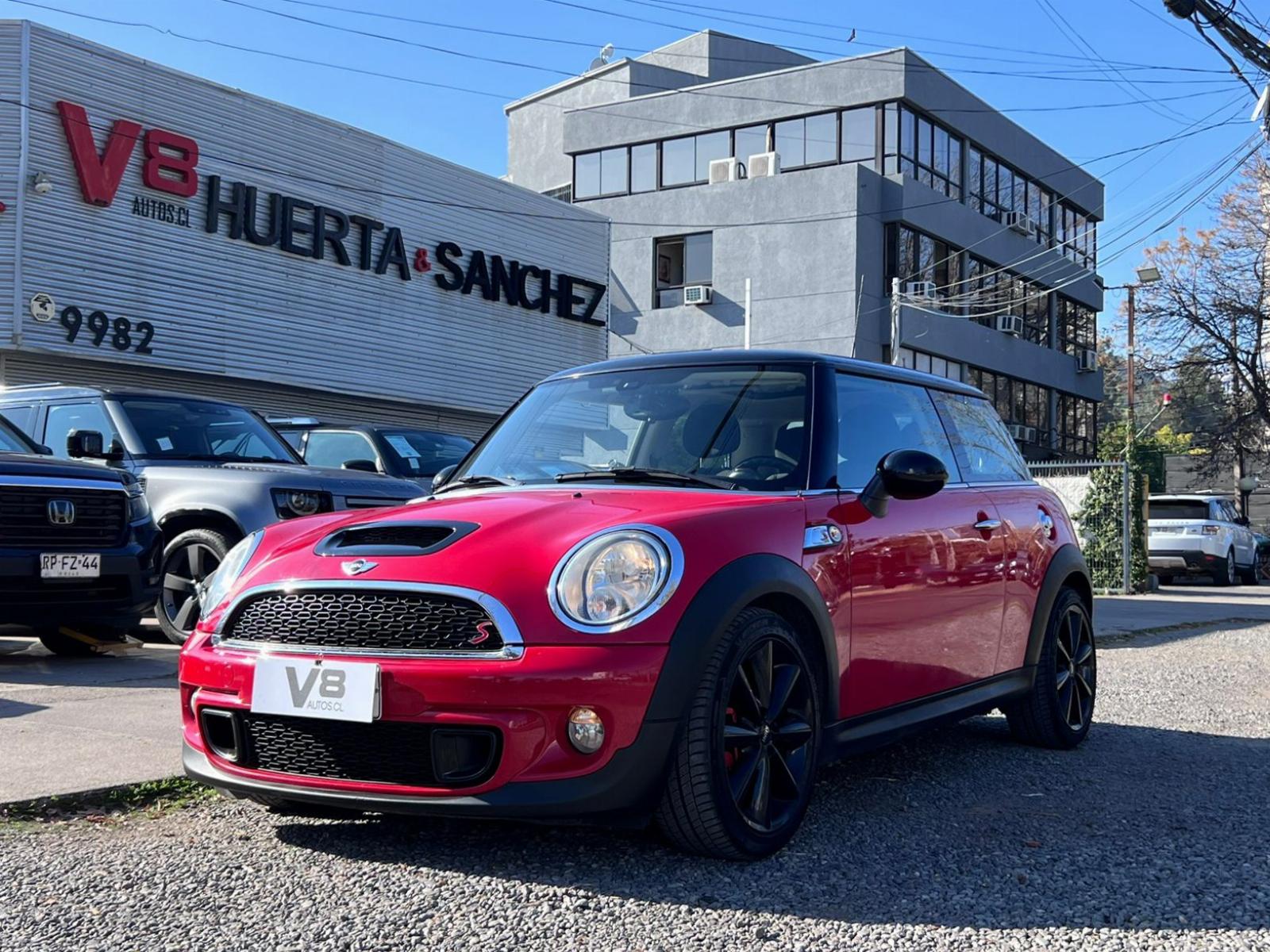 MINI COOPER S 1.6 AT 2014 MANTENIMIENTO AL DÍA - V8 AUTOS