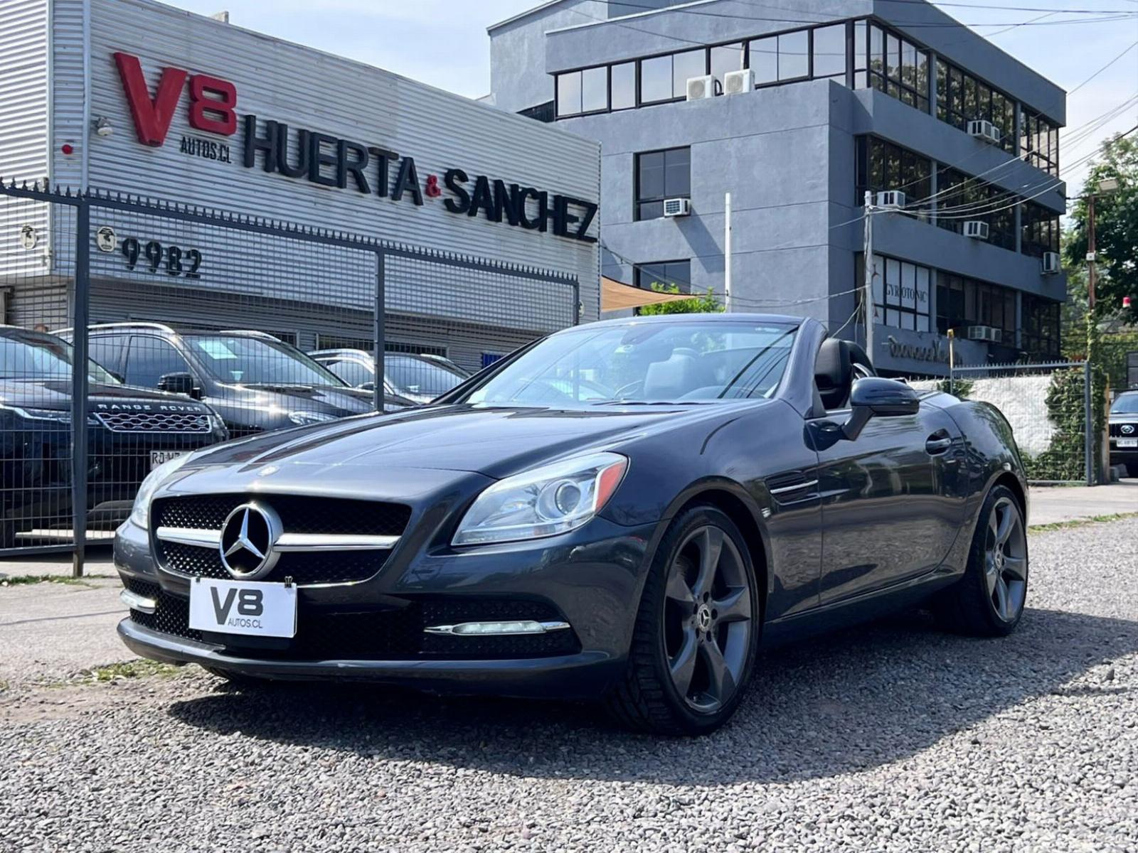 MERCEDES-BENZ SLK350 ROADSTER  2012 MANTENIMIENTO AL DÍA - V8 AUTOS