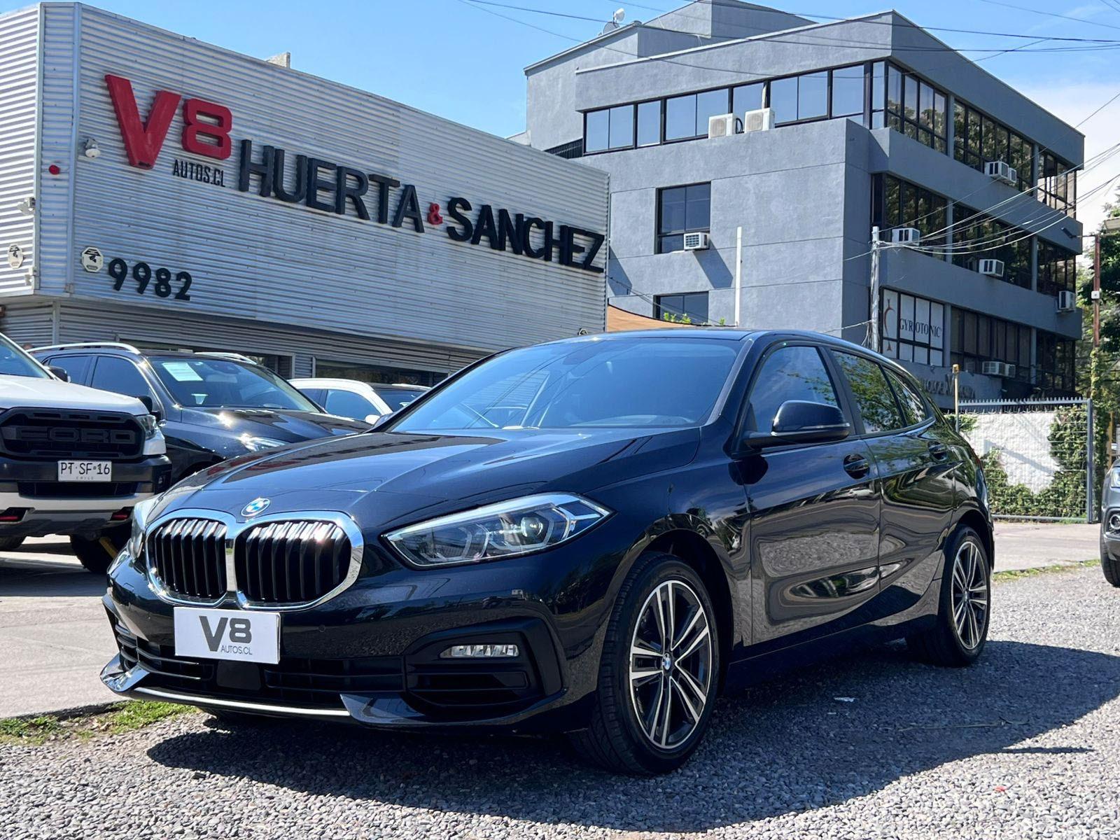BMW 118 1.5 AT 2021 MANTENIMIENTO AL DÍA - V8 AUTOS