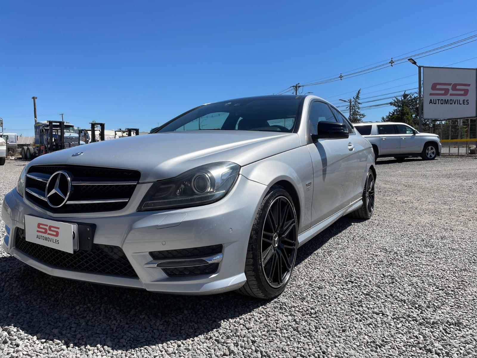 MERCEDES-BENZ C250 CGI 1.8 Turbo Coupé 2014 Mercedes Benz C250 - SS AUTOMOVILES