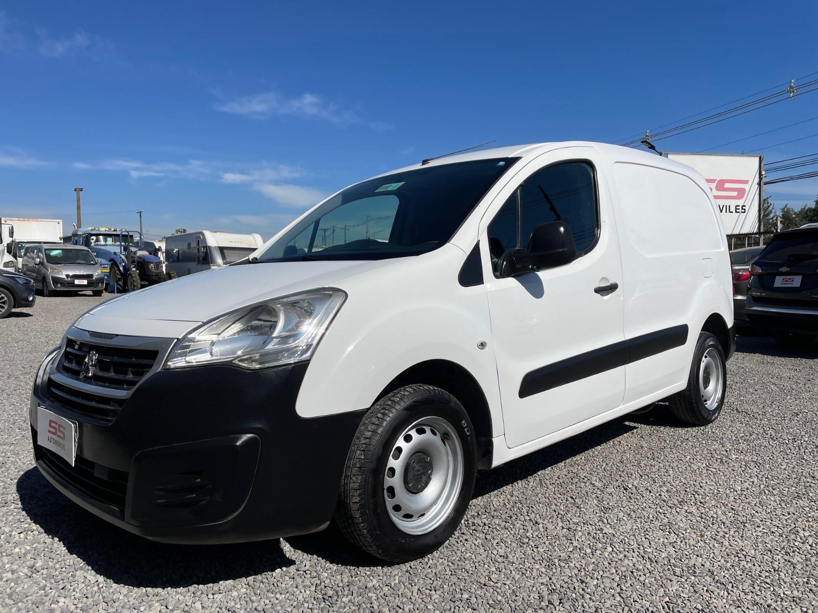 PEUGEOT PARTNER Partner L1 1.6 HDI 2019 Peugeot Partner - SS AUTOMOVILES