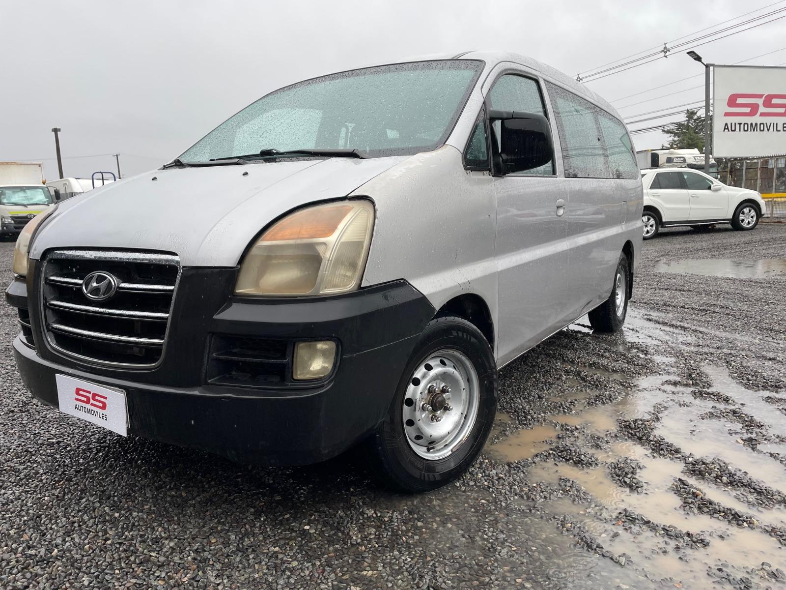 HYUNDAI H1 H1 SVX 2.5 11+1 2005 Hyundai H1 - 